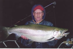 Gordon Hahn with his beautiful 19lb 10oz kam